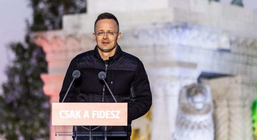Szijjártó Péter: sorsdöntő választás a mai