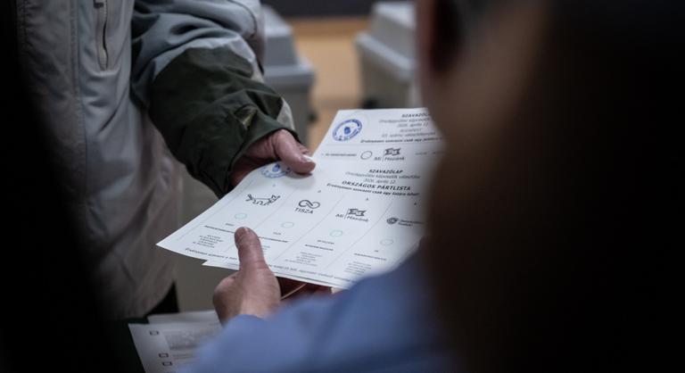 Rendkívüli választási adatok érkeztek, borulhat a forgatókönyv