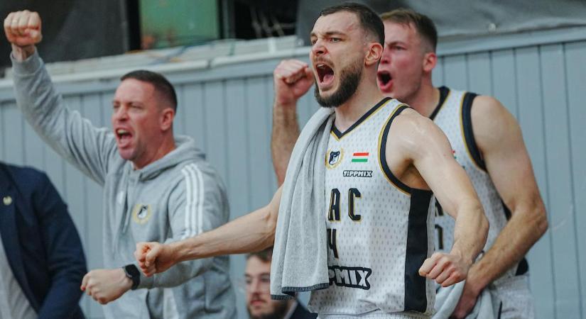 Férfi kosárlabda: győzelemmel zárta az alapszakaszt a DEAC