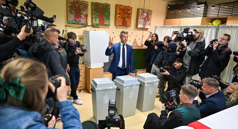 Magyar Péter leadta szavazatát