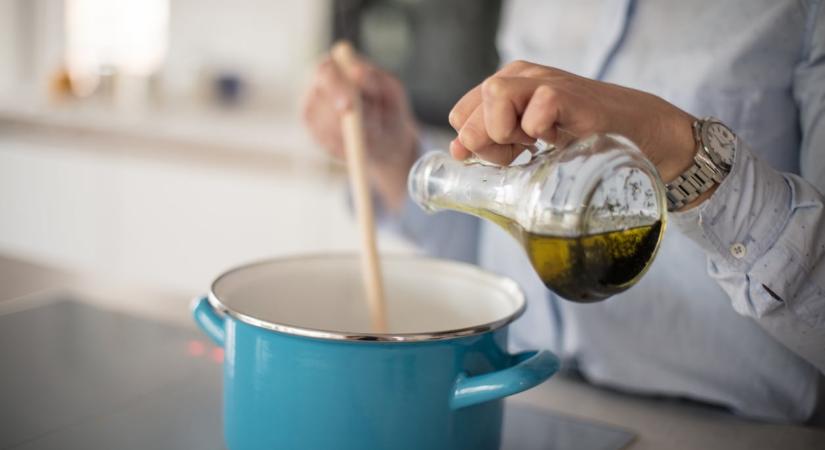 Melyik olajjal a legegészségesebb főzni? Ezt mondják a dietetikusok