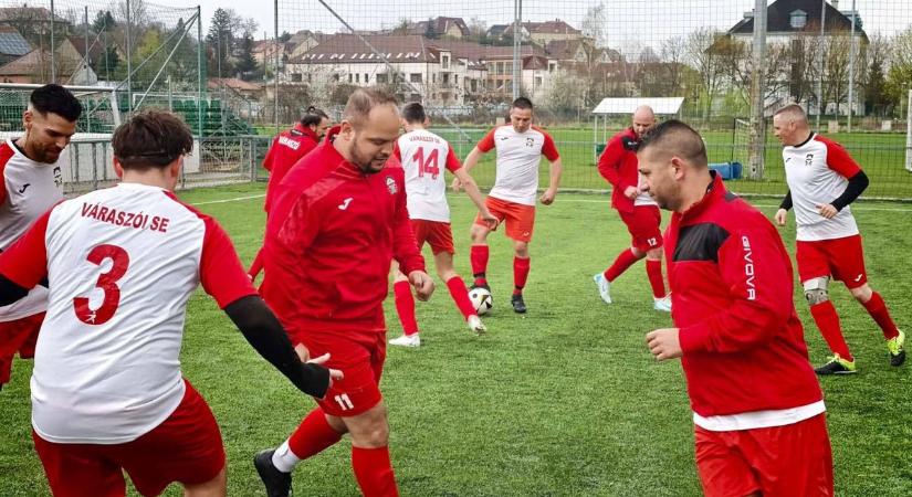 Vasárnapi fociprogram: a Váraszó sorban négy győztes meccsel a háta mögött érkezik Egerszólátra