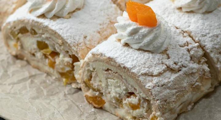 Mennyei, diós habcsoda a Budapest-rolád: izgalmas a története