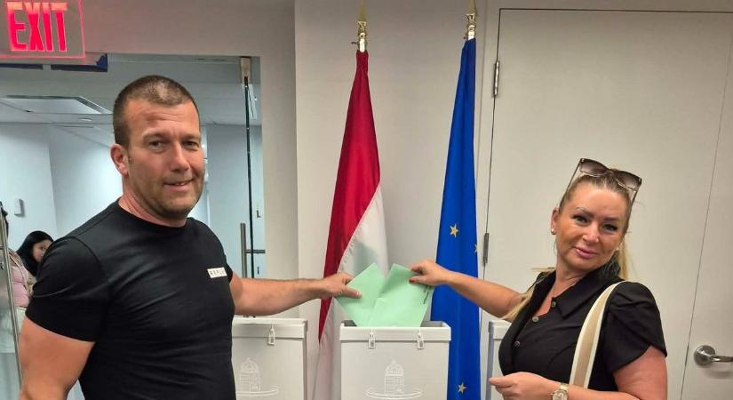 Így szavazott nyaralása alatt a szegedi házaspár a világ másik végén