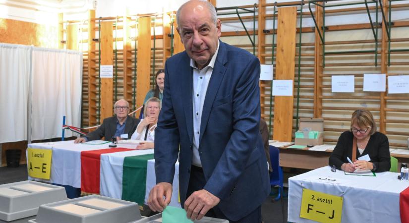 Választás 2026: Sulyok Tamás is szavazott már - Fotók