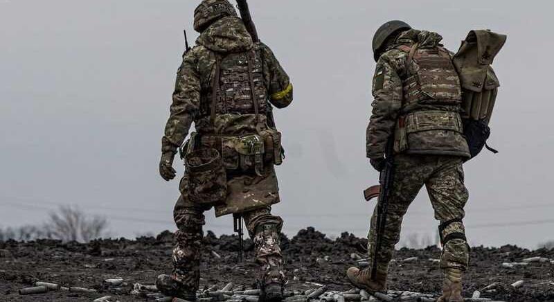 A katonák a haláltól való félelmükben szöknek meg az egységükből, amin átneveléssel kell segíteni – katonai ombudsman