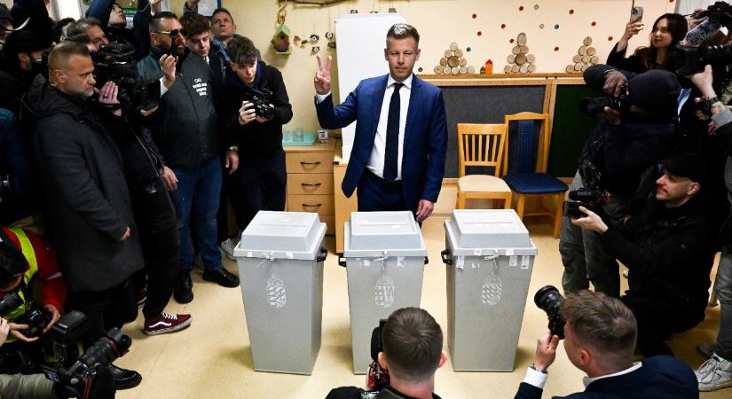 Már erősen beszólogatnak egymásnak a két nagy párt vezetői