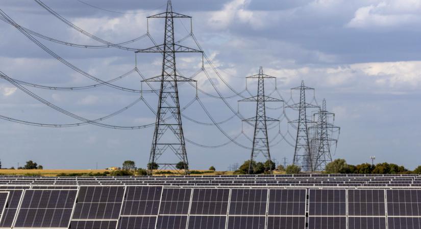 Visszaütött a magyar világelsőség: mi fizetünk azért, hogy a külföldiek elvigyék a hazai áramot