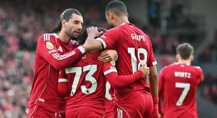 Szem nem marad szárazon: Szoboszlai Dominik egy rákos kisfiún segített – fotó