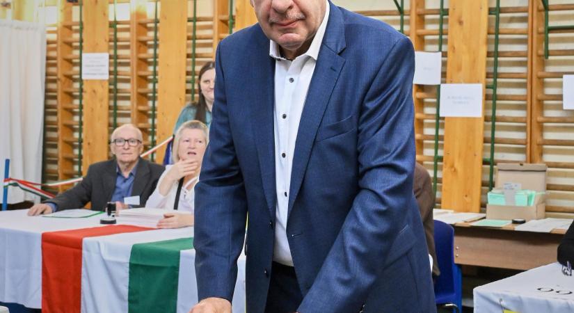 Sulyok Tamás: a mai nap a függetlenség és a demokrácia ünnepe