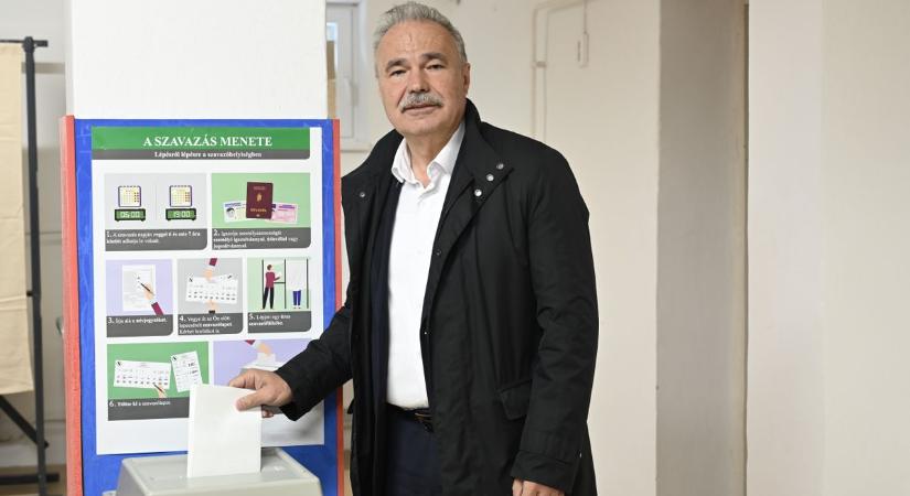 Országgyűlési választások: Nagy István szerint sorsdöntő napon vagyunk