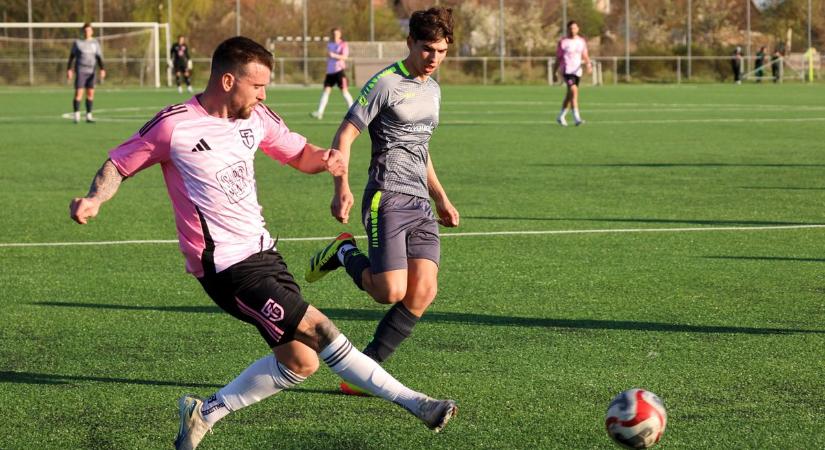 A hosszabbításban csikarta ki a győzelmet a Sándorfalva, amely ezzel a bajnoki cím küszöbére került