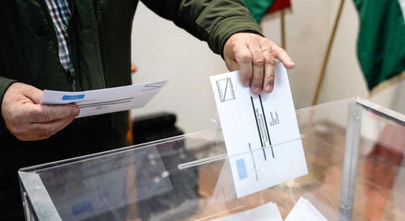 A levélszavazat külképviseleten vagy a választókerületi székhelyen még leadható