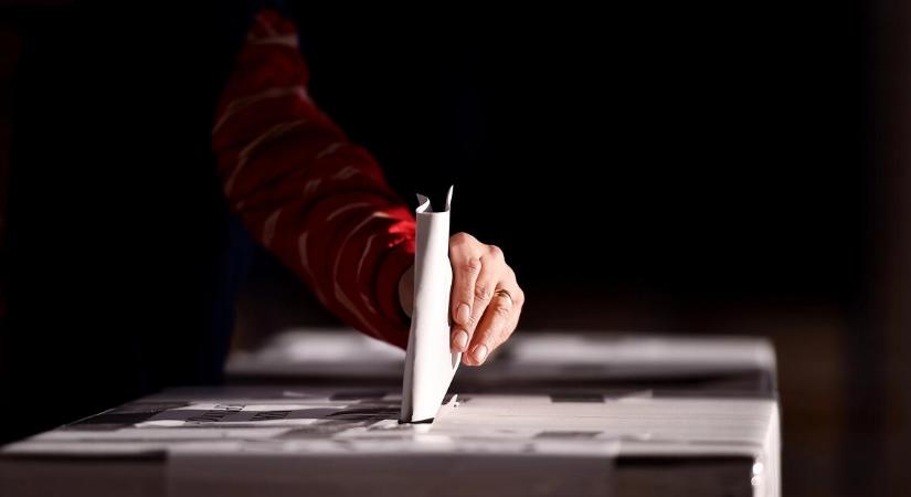 Országszerte tömegesen, szervezetten szállítják a cigányokat szavazni – feljelent a Mi Hazánk