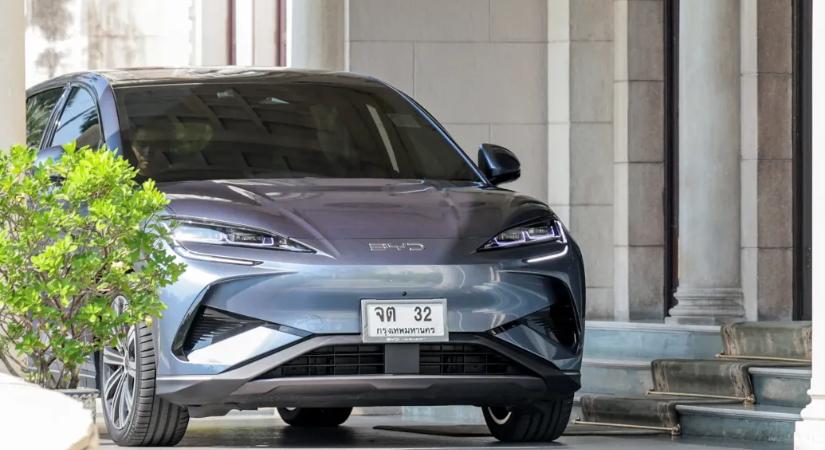 Hatalmasat nőtt a kínai villany- és hibridautók exportja