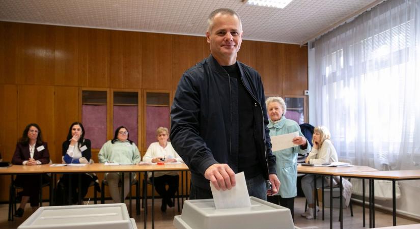 Salacz László: Csak a Fidesz–KDNP többség garantálhatja a biztonságot és az energiastabilitást  fotók, videó