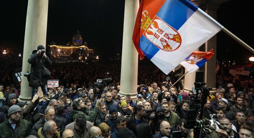 Brüsszel befagyasztaná Szerbia támogatását az orosz közeledés miatt