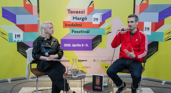 Szántó Áron első regényében a bakonyi boszorkányok és a punk találkozik