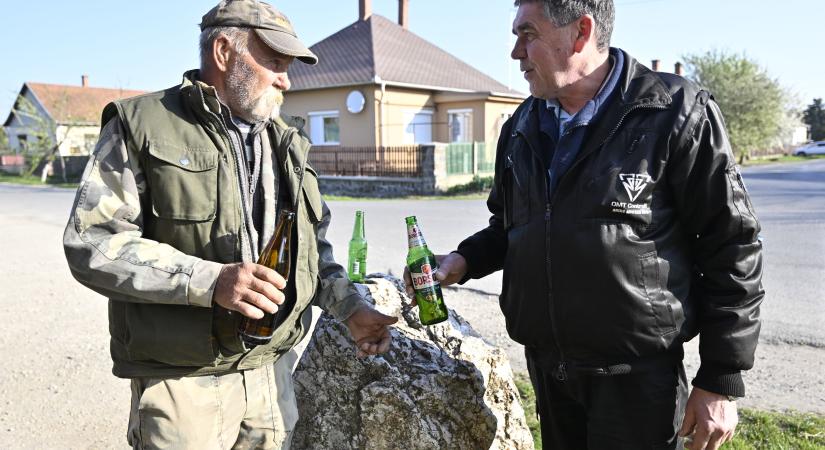 A sör mellé most politika is jutott Bárándon