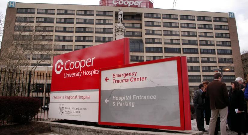 Egy kórházi dolgozó 2,5 millió dollárnyi orvosi eszközt lopott