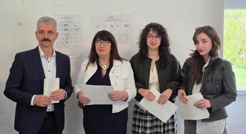 Családjával együtt szavazott Tessely Zoltán