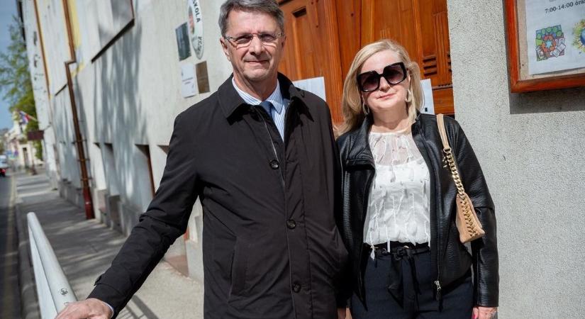 "Ma sorsdöntő választás van" — Cseresnyés Péter is az urnához járult