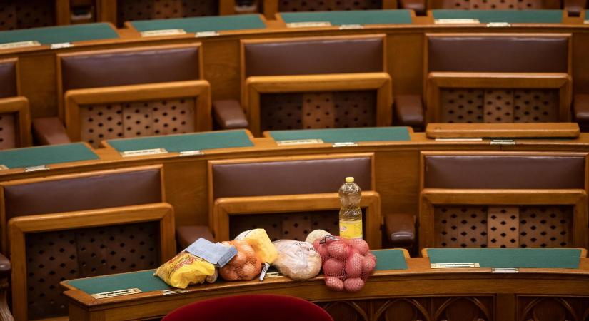 Szavazatokért osztogathatnak élelmiszercsomagot Mátramindszenten