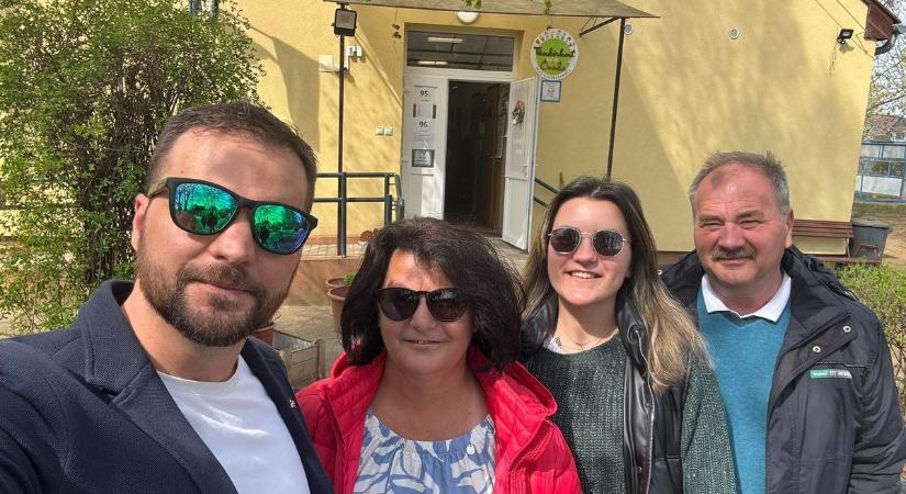 Kapu Tibor is voksolt és mindenkit szavazásra buzdít