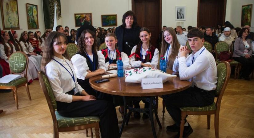 Rákóczi szelleme él a kárpátaljai diákokban - „A magyar szó ma is fegyver”