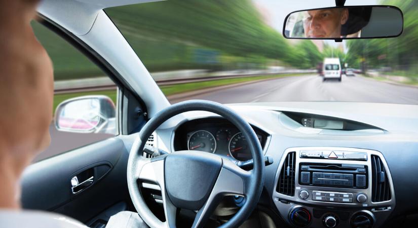 Jöhetnek az önvezető Teslák Európába