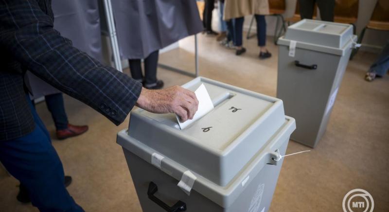 A magyar szavazópolgárok több mint fele már kora délutánra leadta voksát