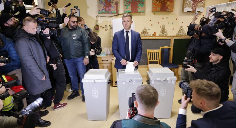 Magyar Péter: Estére vége lesz az évek óta tartó rémálomnak