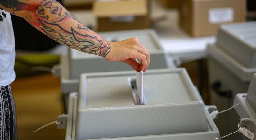 Magasabb részvétel, mint négy éve: 13 óráig már a választók több mint fele szavazott