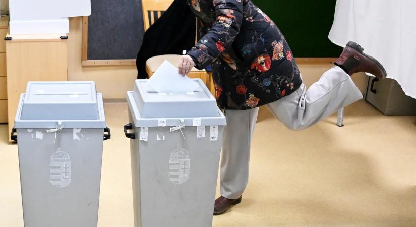 Téves tűzriadó, rosszullét, hibás aláírás - rendkívüli események a választáson