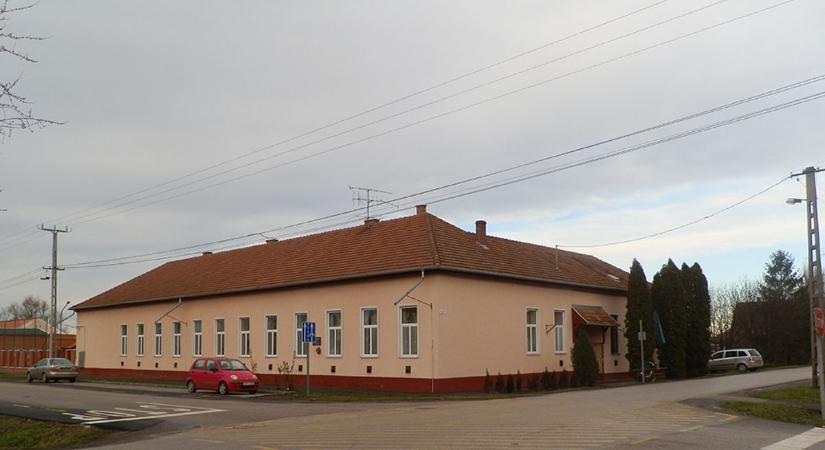 Modern robotikaterem épül, közben utak és járdák is megújulnak a településen