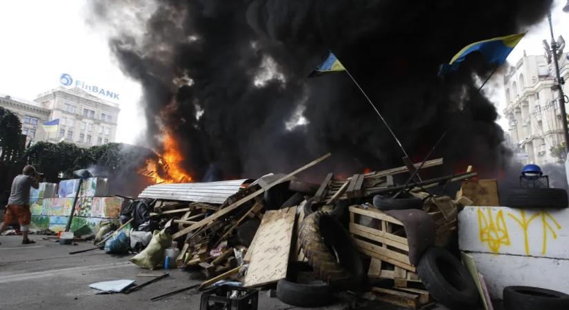 A kormánymédia már ott tart, hogy a Tisza a választás estéjén Majdanná változtatná Budapestet, Magyar szerint ez csak fideszes rémhír