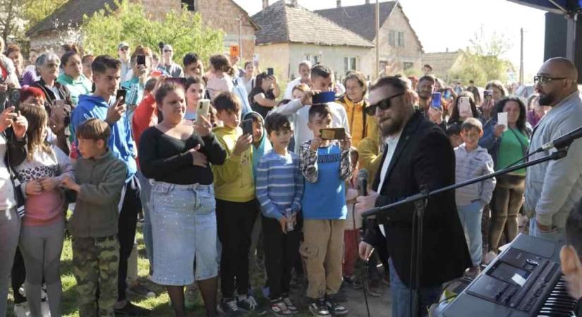 Penny kártyával vásárolták a Fidesznek a szavazatokat Kerepesen