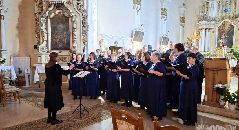 A közös éneklés varázsa Kézdivásárhelyen: 29. felső-háromszéki kórusfesztivál