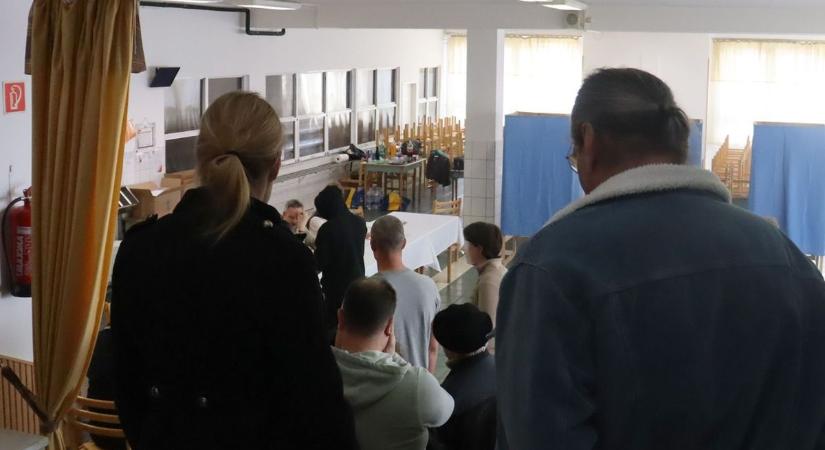 A jövőjükről kívánnak dönteni a zalaegerszegiek – három szavazókörben jártunk