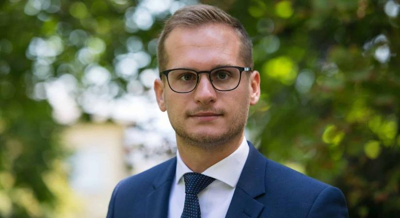 Korábbi részvételi arányokat szárnyaltak túl a szavazókörökben: Deák Dániel elárulta, kinek kedvez a tömeg