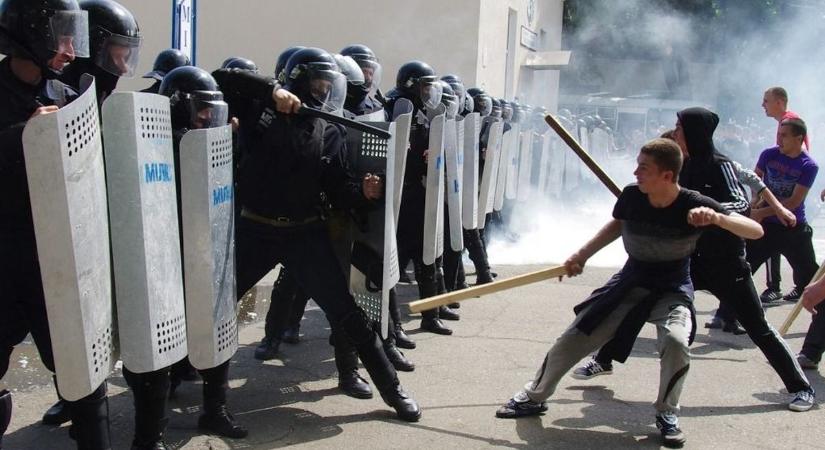 Veszélyes helyzet várható: erőszakos megmozdulásokra hangolhatnak a tiszások