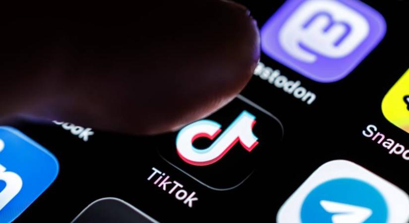 Ez a népszerű platform ad a legtöbb fals információt autizmus és ADHD témában – Friss tanulmány