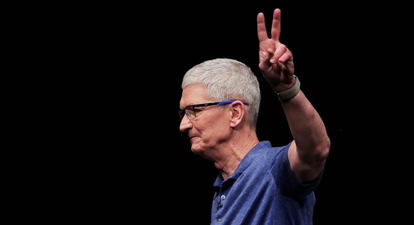 Megrogyott a mobilpiac, az Apple viszont élre állt a válság közepén