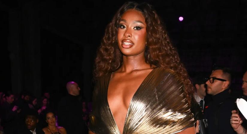 A Grammy-díjas Coco Jones a legizgatóbb sztárok közt is előkelő helyen áll – a teste egyszerűen brutális