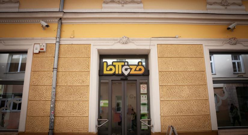 Bár mindenki a választásra figyel, érkezett hat szám, amely bárki életét fenekestül felforgatná