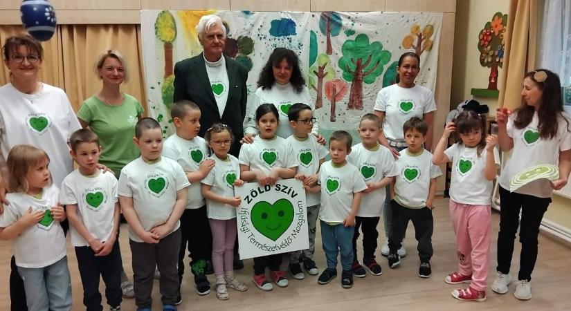 Apró Zöld Tündérek a városban: olyan titkokat tudnak ezek a szőnyi gyerekek, amiket a felnőttek is megirigyelhetnének