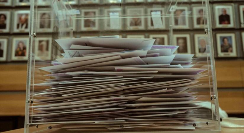 Újabb rekord: A polgárok háromnegyede szavazott délután ötig