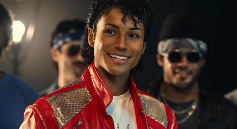 Megérkeztek az első vélemények a Michael Jackson-filmről, és ezek alapján nem csak a főszereplőt játszó Jaafar Jacksont illeti meg a dicséret