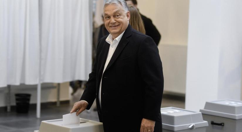 Orbán Viktor és Gulyás Gergely szerint a magas részvétel arány a Fidesznek kedvez, kár, hogy a történelem cáfolja ezt