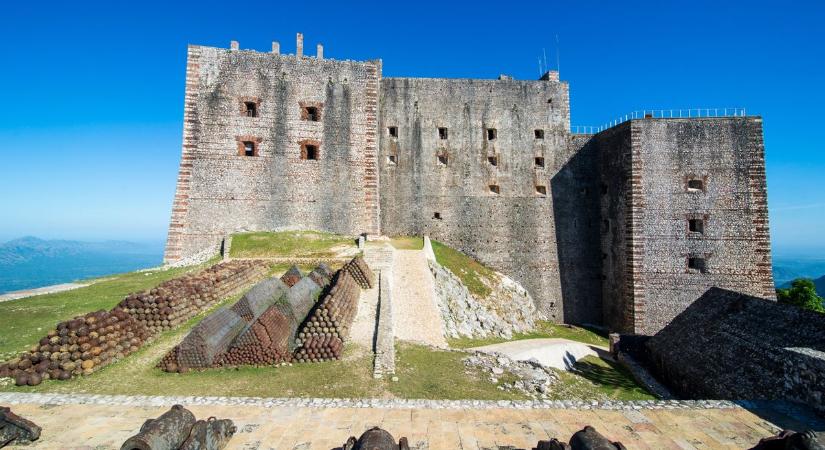 Legalább harmincan meghaltak Haitin, miután pánik tört ki egy turisztikai látványosságnál